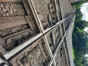 cn's broken track 260 515d (2)