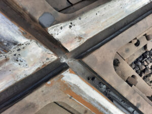 cn's broken track 260 515d (3)